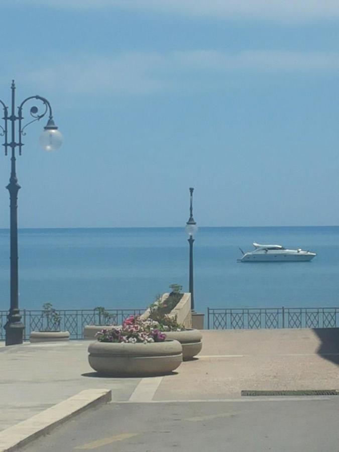 Hotel Villa Ada 포쟐로 외부 사진